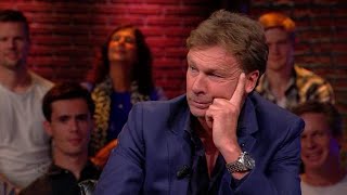 LOL Hans Kraay jr wordt weer onderbroken  VOETBAL INSIDE [upl. by Lathrop]