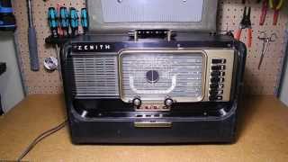 The Zenith H500 Super TransOceanic Portable Radio [upl. by Ackler]