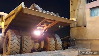 KOBELCO GYRATORY CONE CRUSHER CRUSHING IRON ORE [upl. by Ahsinwad]