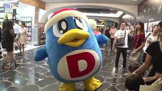 Welcome to DON DON DONKI Singapore Orchard Central Store Opening  Highlights [upl. by Oicram397]