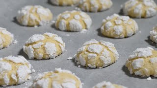 Bijeli raspucanci White chocolate crackle cookies  Sašina kuhinja [upl. by Eilrahc]