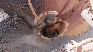 IRON ORE CRUSHING BY GYRATORY CRUSHER [upl. by Prinz]