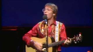 John Denver  Live in Japan 81  Take Me Home Country Roads [upl. by Vivienne]