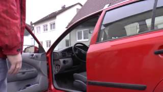 🛠️ Auto Reparatur  Gummidichtung der Autotür defekt  Rubber seal car door damaged [upl. by Notniuq]