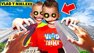 SI VES A VLAD Y NIKI EXE GIGANTES DESTRUYE TU CIUDAD ¡ESCAPA AHORA😱 VIDA REAL [upl. by Nnomae]