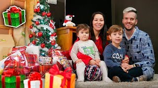 NATAL 2018 DA FAMÍLIA BRANCOALA Abrindo Todos os Presentes da Árvore de Natal [upl. by Nosremaj]