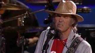 Crosby Stills Nash amp Young  Helpless Live at Farm Aid 2000 [upl. by Karen]