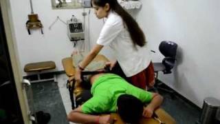 lumbar traction technique  vikalp physiotherapy clinic noida [upl. by Htebi]