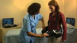 Dr Trust USA Manual Aneroid Blood Pressure Sphygmomanometer 112  How to Use [upl. by Calica]