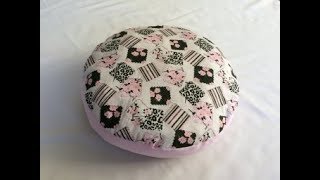 DIY Round Pillow  Round Cushion  tutorial [upl. by Mittel]