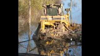 Underwater Recovery of a D9T Bulldozer [upl. by Celka]