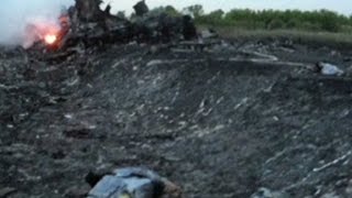 Journalist Bodies turned inside out at MH17 crash site [upl. by Anire]