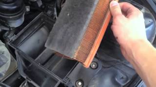 BMW E46 AIR FILTER REPLACEMENT INSTALLATION  DIY HOW TO GUIDE [upl. by Stella632]