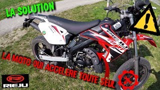 régler le problème daccélérateur la moto qui accélère toute seule problème 2 [upl. by Inalial580]