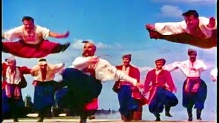 Dance of the Zaporozhye Cossacks  the Alexandrov Red Army Ensemble 1965 [upl. by Homovec]